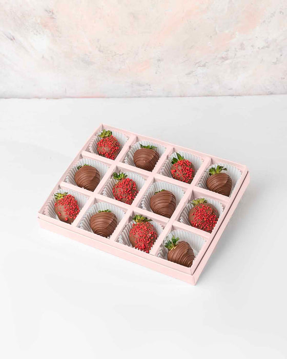 Milk chocolate Strawberries '24 Collection