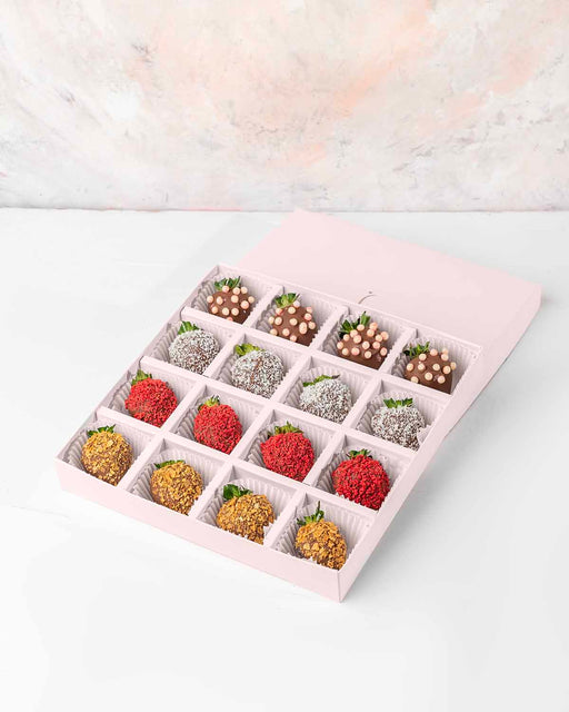 16 chocolate Strawberries '24 Collection