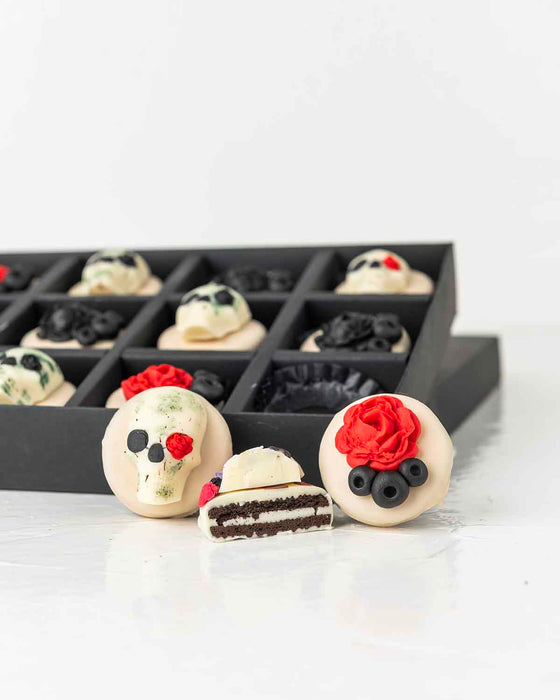 Halloween White Skull Oreos