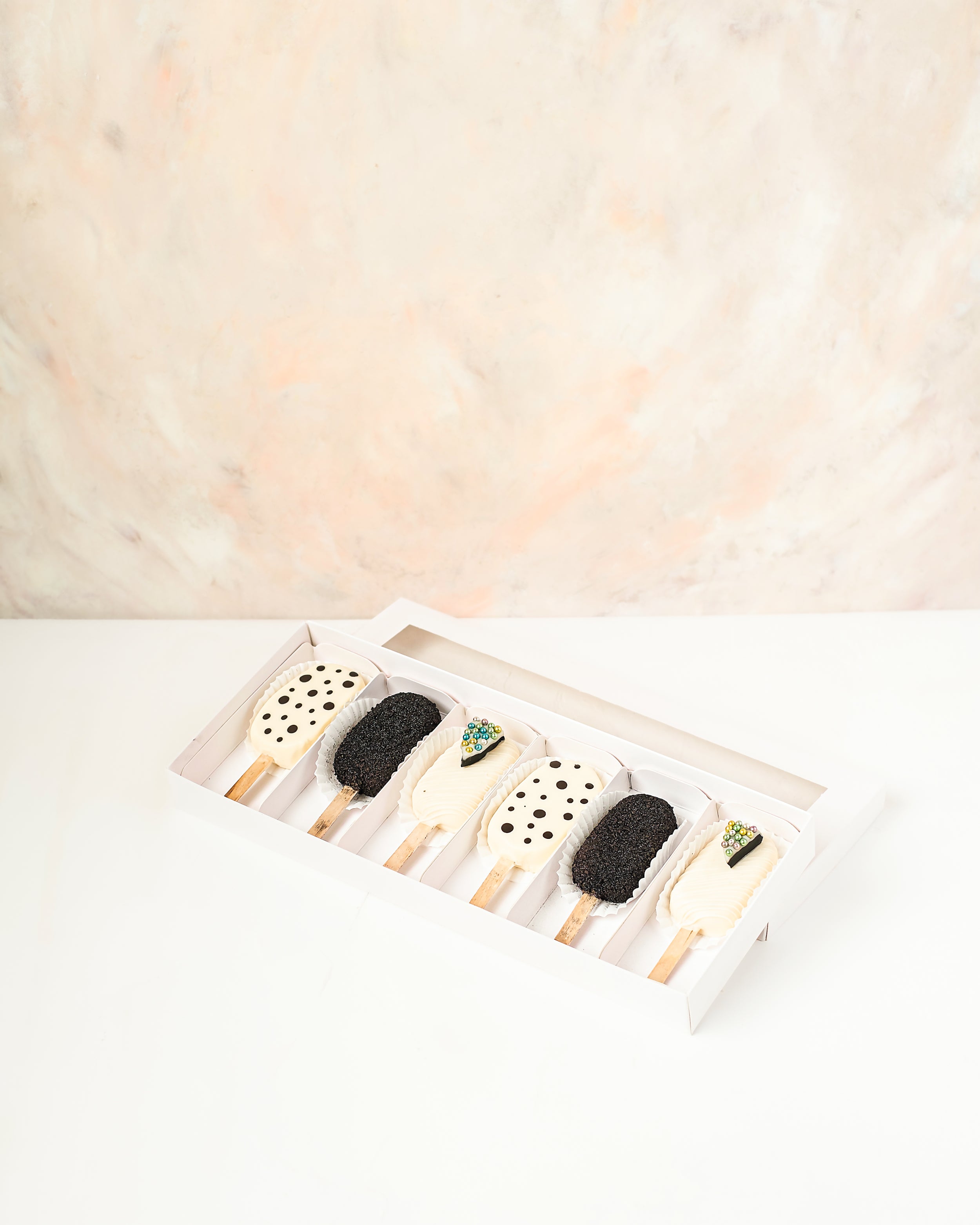 Vanilla and Chocolate Cakesicles