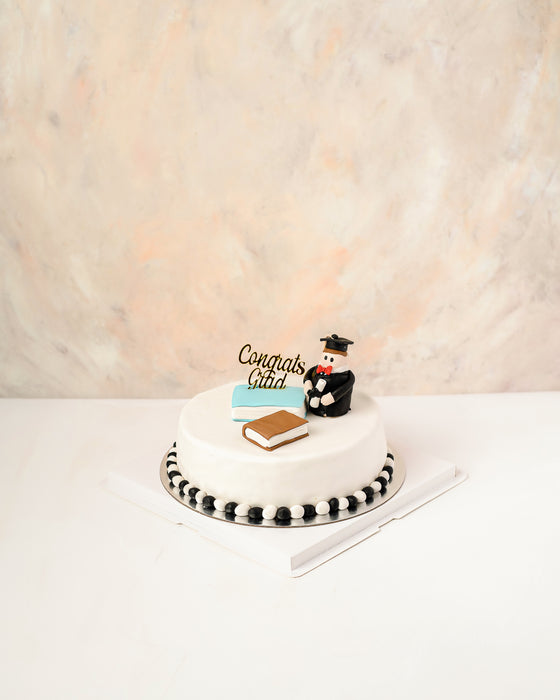 1 Kg Graduation Cake