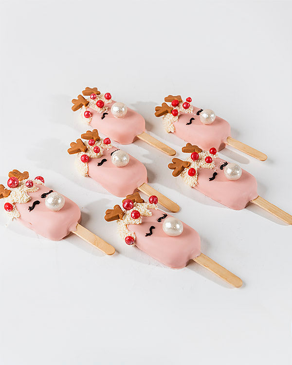 Pretty Reindeer Cakesicles