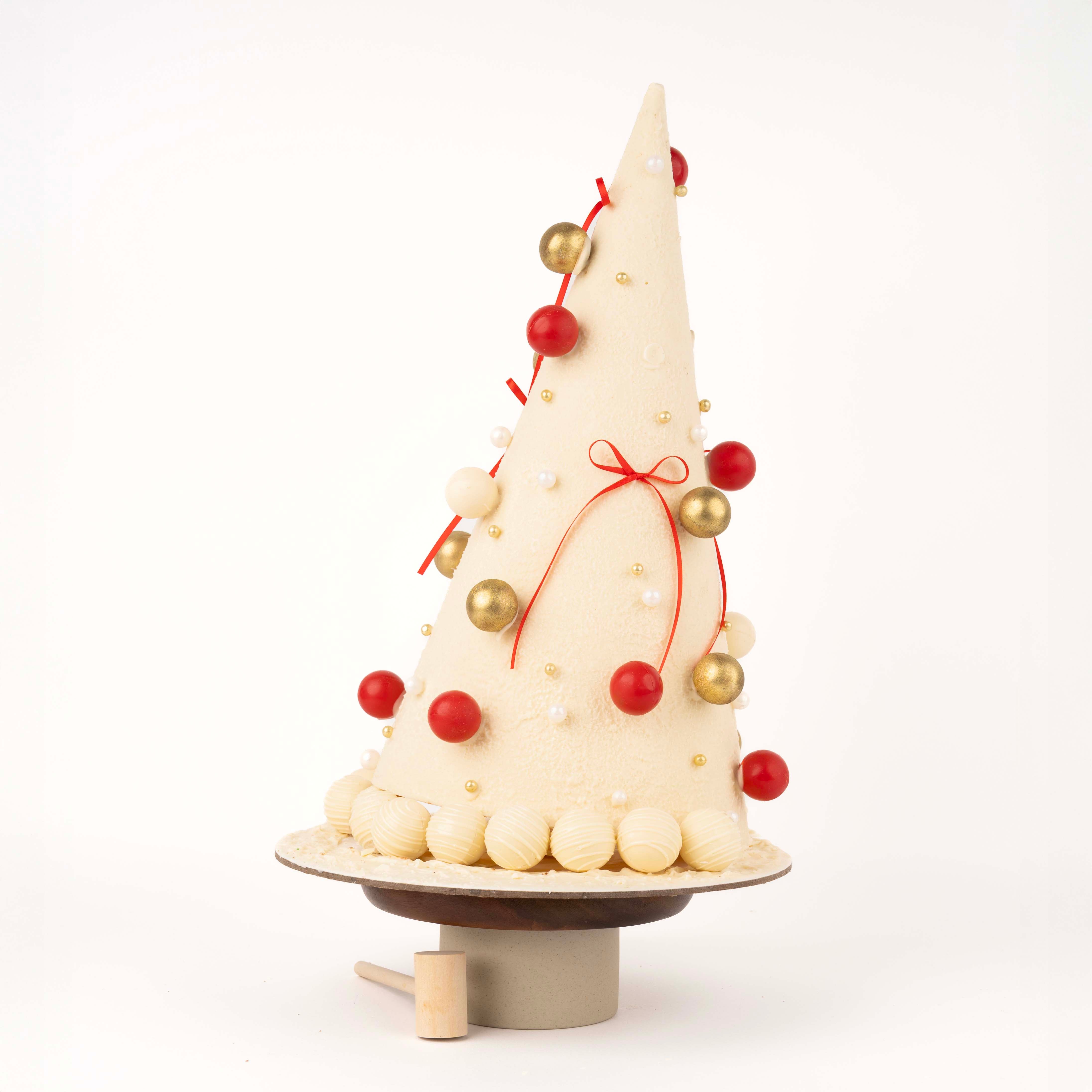 White Chocolate Christmas Tree
