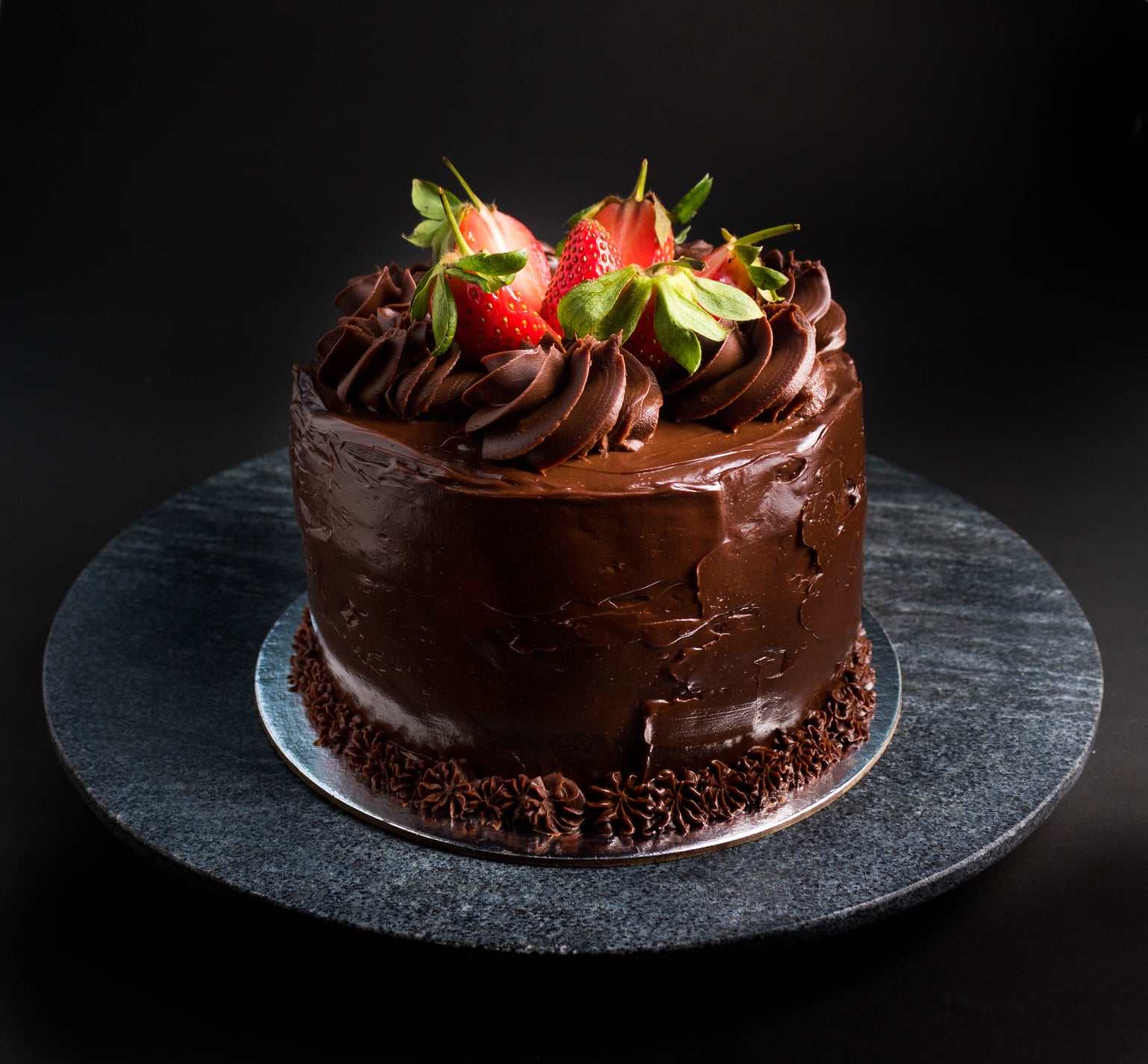 Vegan Matilda Cake