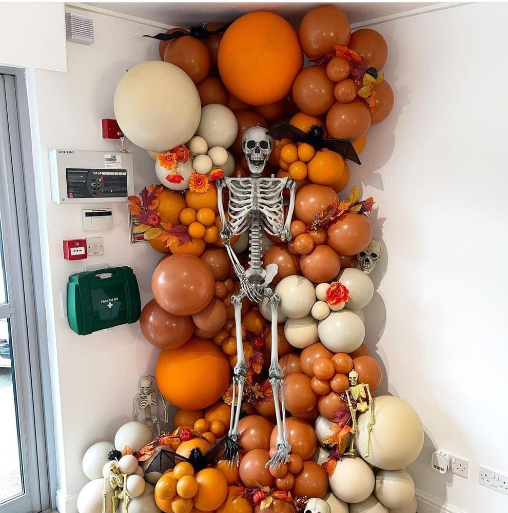 Creepy Corner Balloon Setup