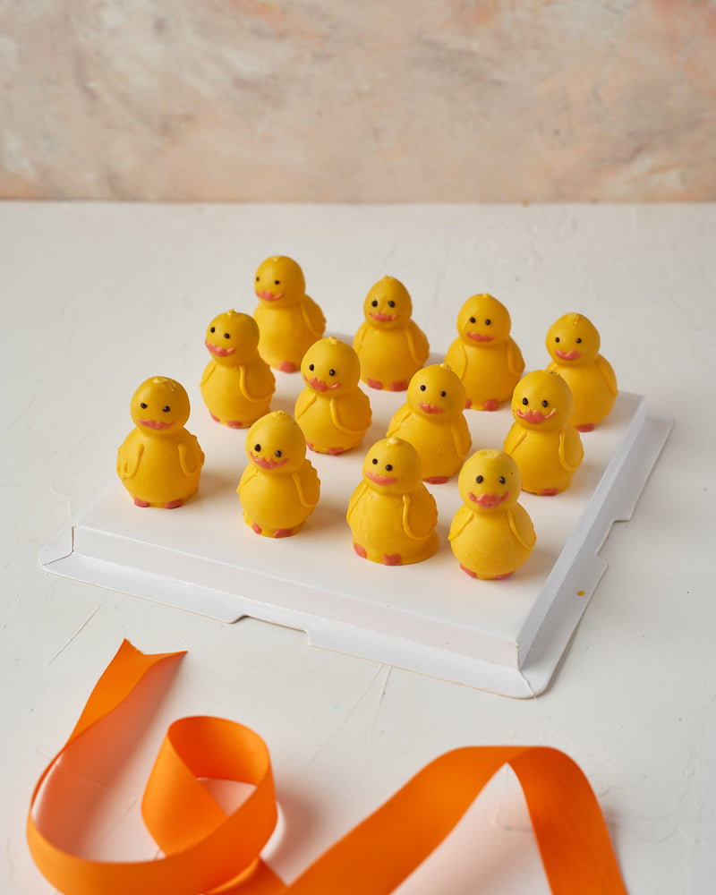 Spring Chick Cake Pops