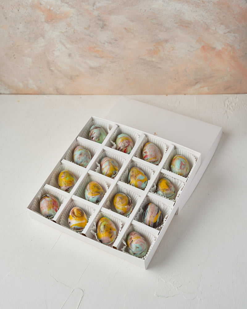 16 Marble Effect Easter Eggs