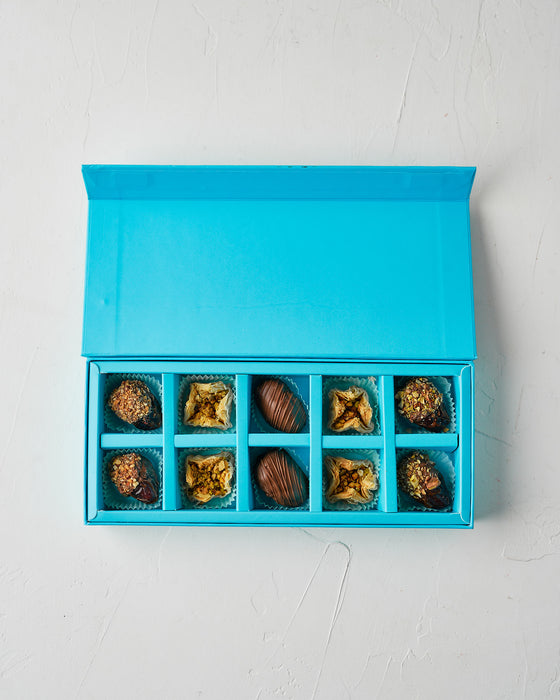 10pc Assorted Dates and Baklawa