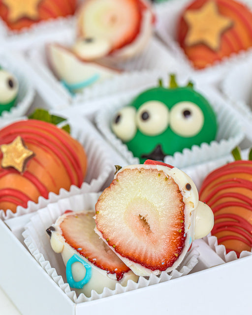 Halloween Themed Chocolate Covered Strawberries