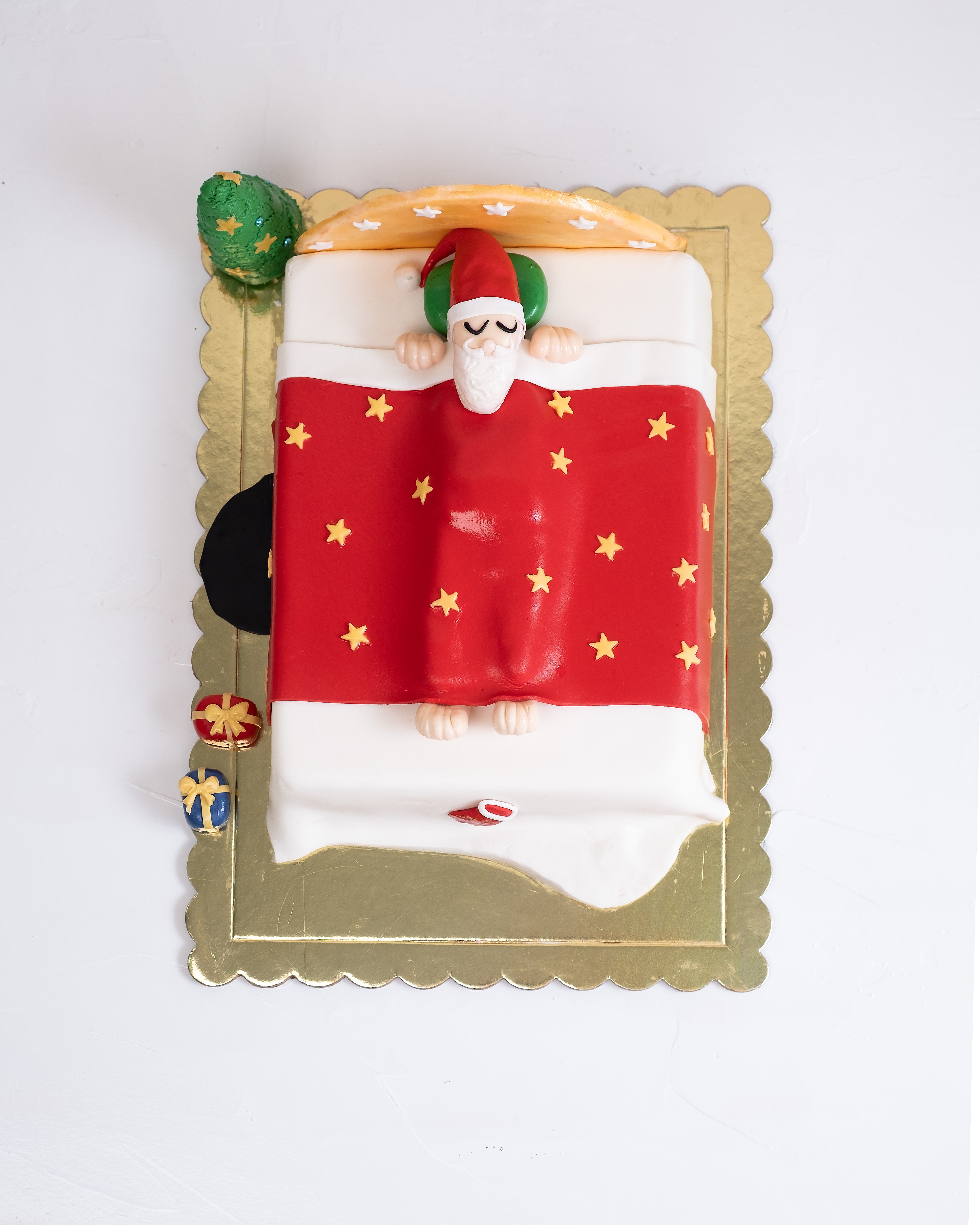 Sleeping Santa Cake