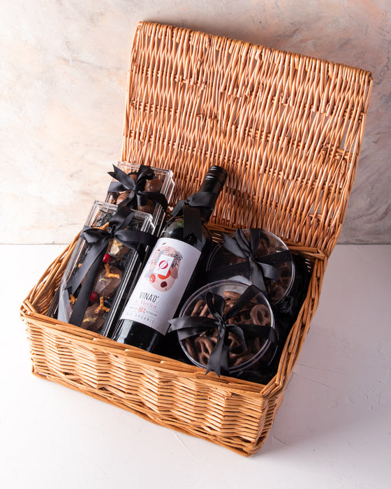 0% Organic Merlot and Chocolate Hamper